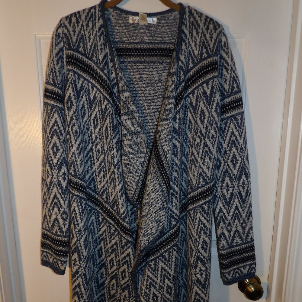 Kaisley Cardigan Size Small.